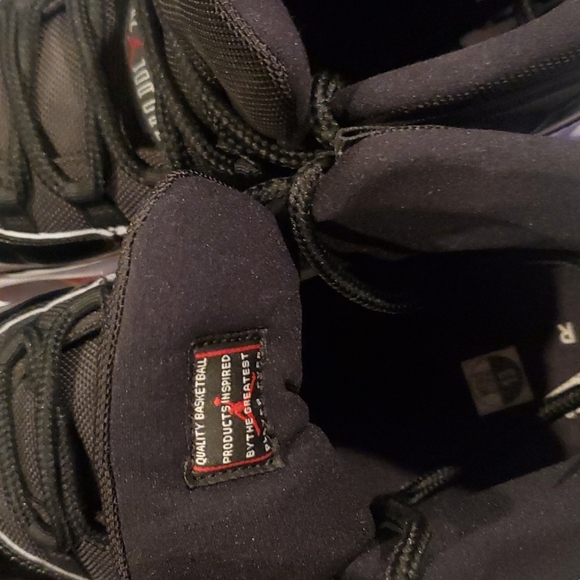 Jordan 11's - Picture 2 of 5
